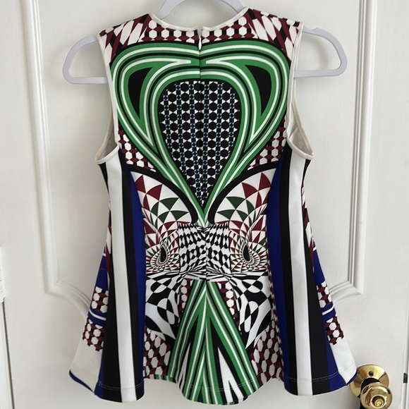 Clover Canyon Top with Geometric Pattern - Picture 5 of 10